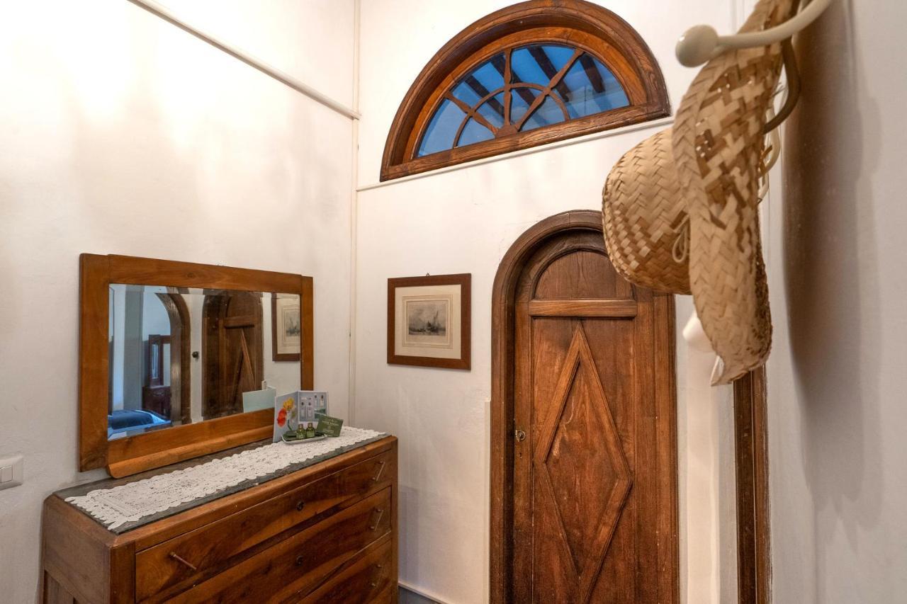 Alloggi In Villa Storica Pescia Exterior foto