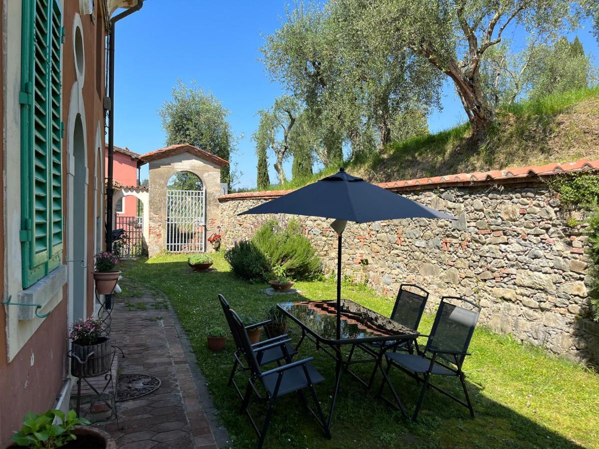 Alloggi In Villa Storica Pescia Exterior foto