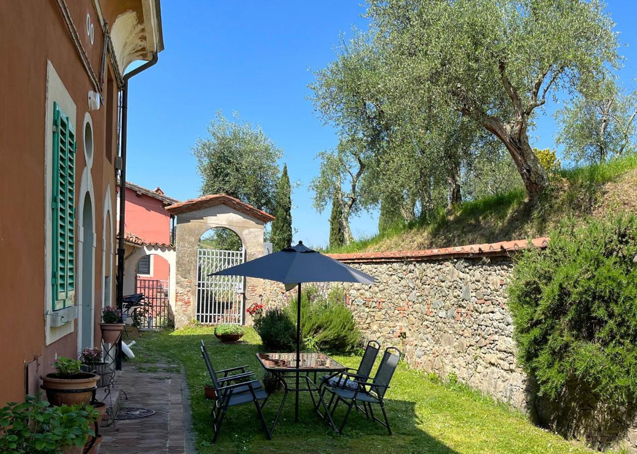 Alloggi In Villa Storica Pescia Exterior foto